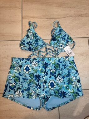 PacSun Amor y Besos Blue Floral Bikini Set blue & Navy Accents size S/M
